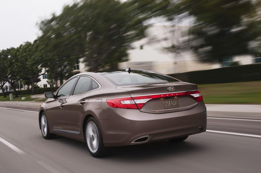  Hyundai Azera 2012 года  (фото 70 из 103)